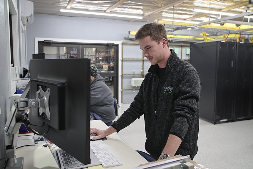 virtualTestLab1b Testing, Verification and Documentation of Interoperability Between Multivendor Solutions for End Users and OEM Vendors - with real-time VPN access for clients